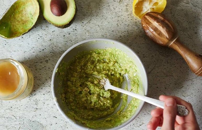 Avocado mask for rejuvenation